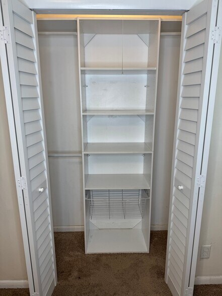 Building Photo - 8229 Frost St N