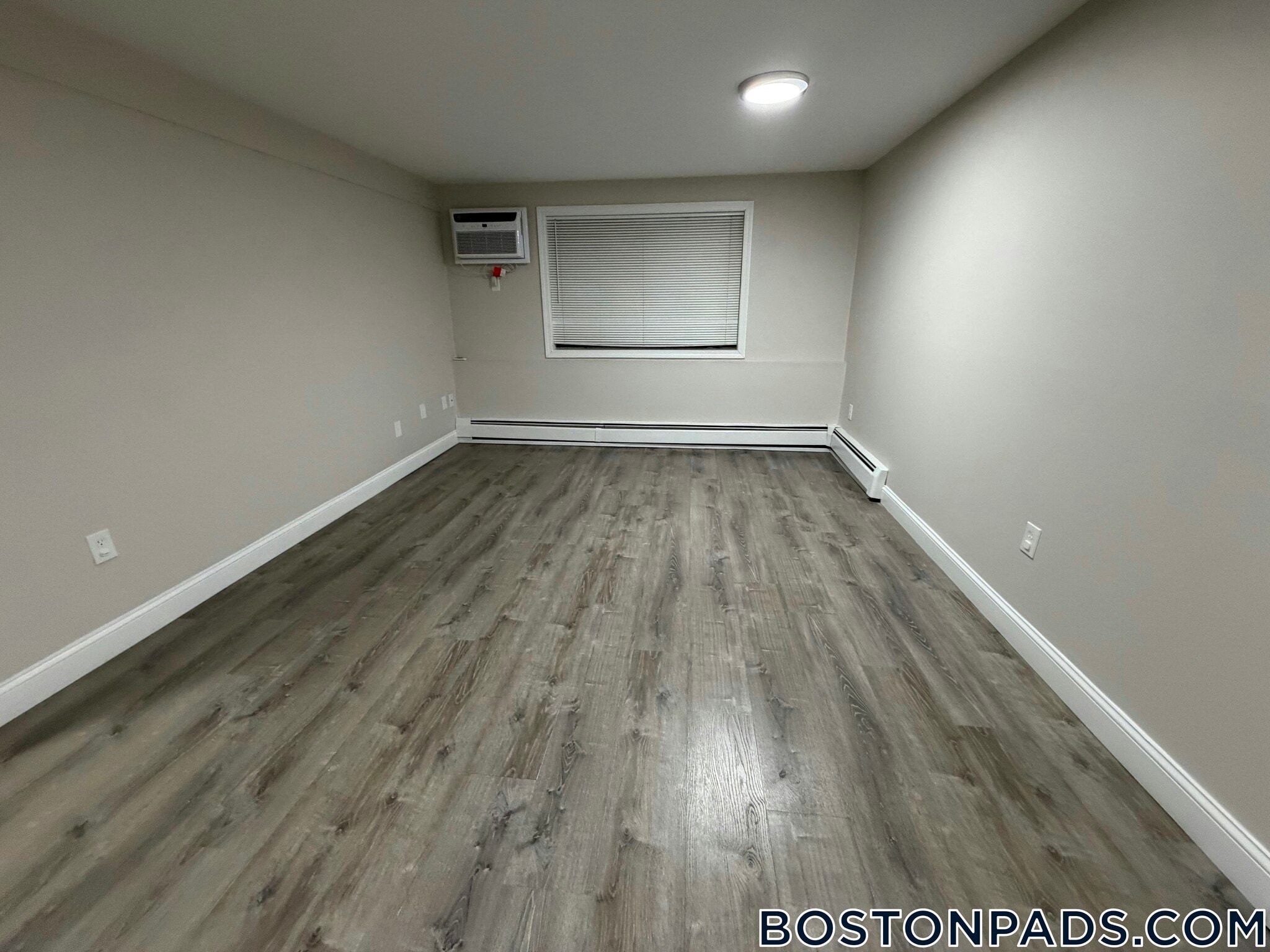 Building Photo - 169 Aiken Ave