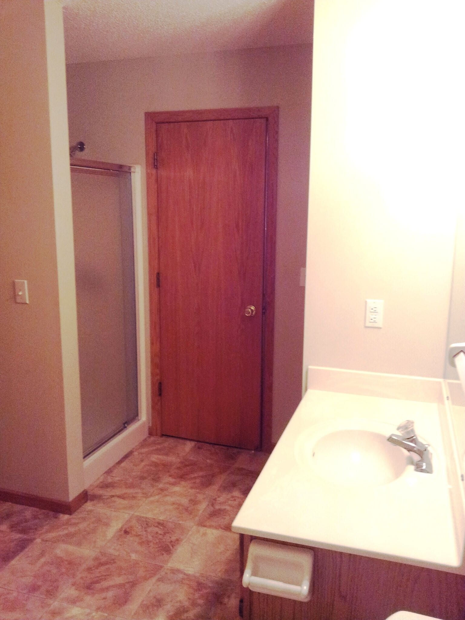 Building Photo - 1033 Lovell Ave W