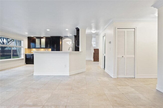 Building Photo - 11071 NW 47th Ln