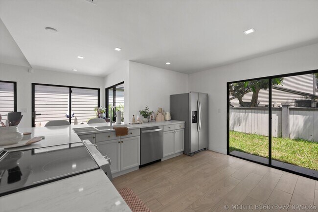 Building Photo - 2515 Bedford Mews Dr