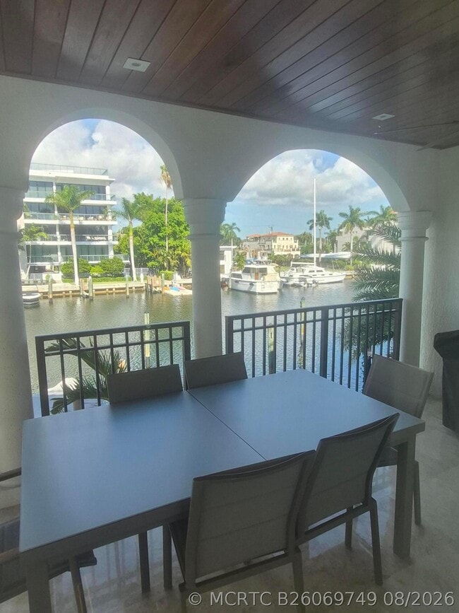 Building Photo - 71 Isle of Venice Dr