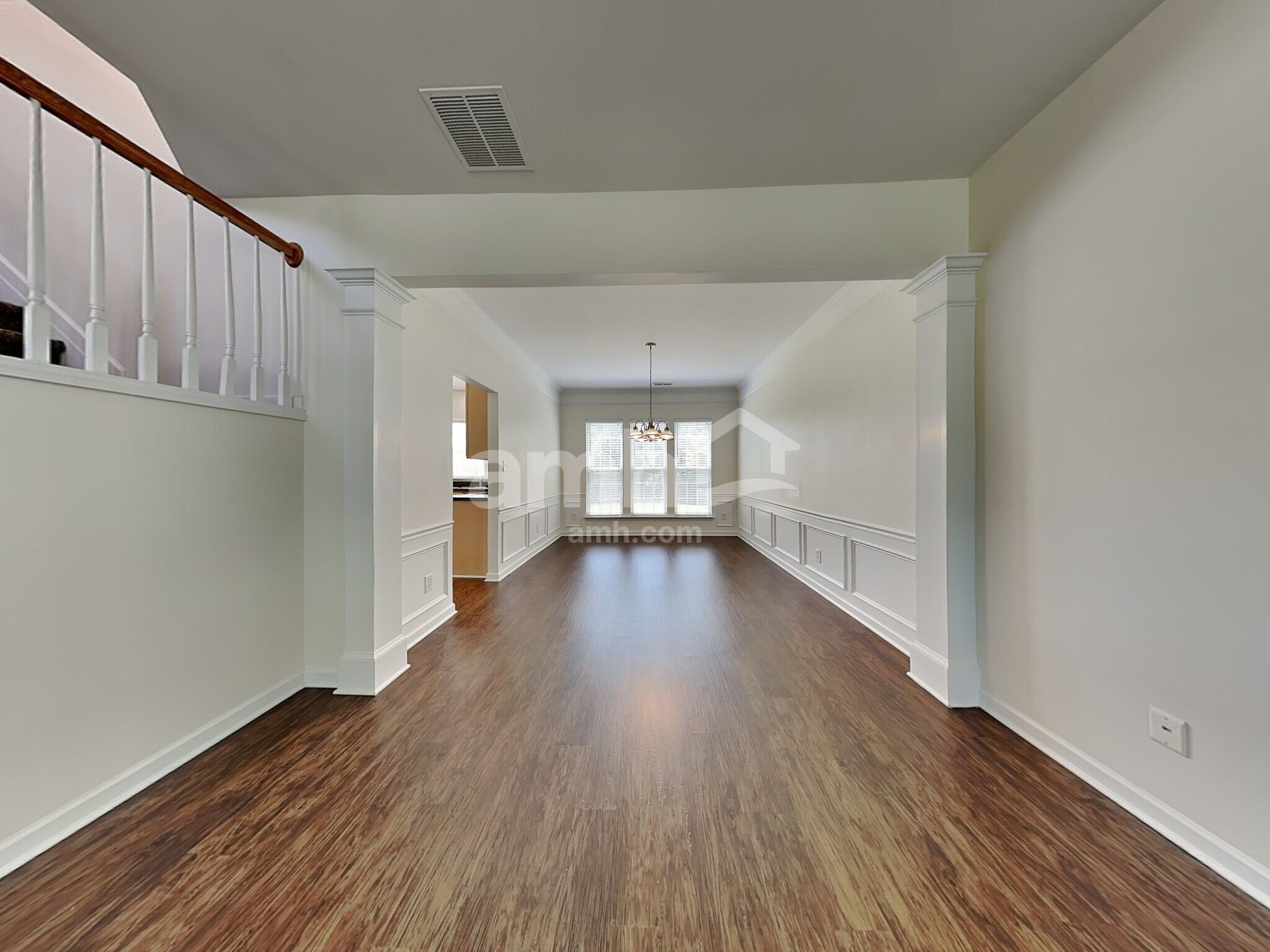Building Photo - 1440 Cantwell Ct