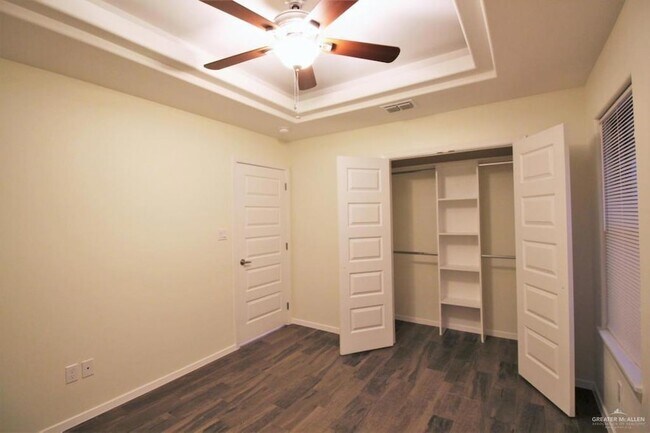 Building Photo - 2017 Stardust Ln