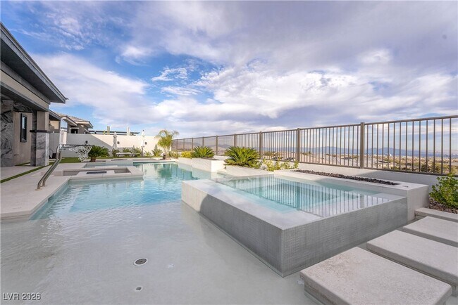 Building Photo - 756 Bruce Moorland St