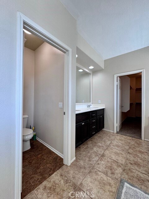 Building Photo - 33021 Adelante St