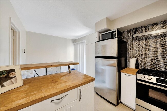 Building Photo - 3006 Brockbank Ct