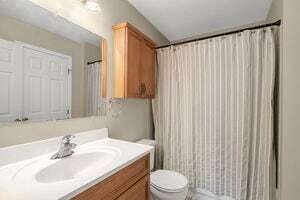 Building Photo - 1255 Huntington Dr