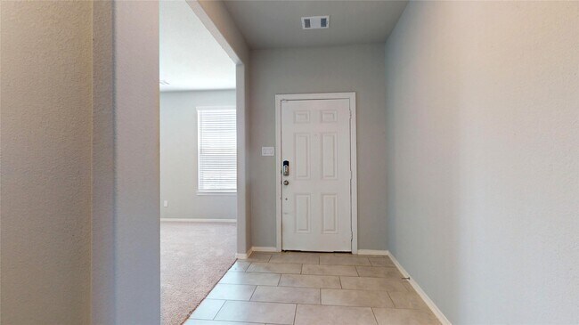 Building Photo - 24702 Crimson Pine Dr