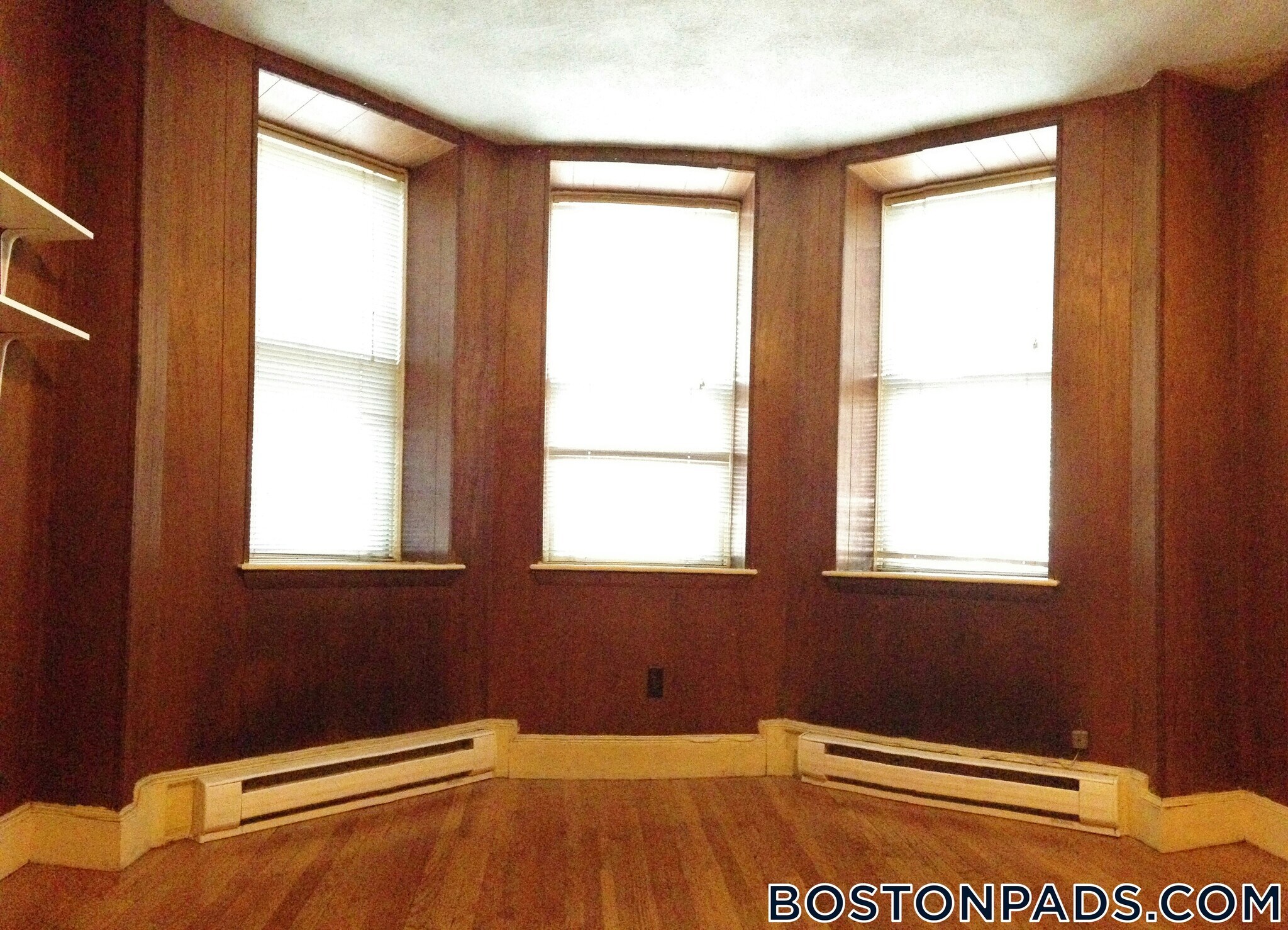 Building Photo - 32 Westland Ave