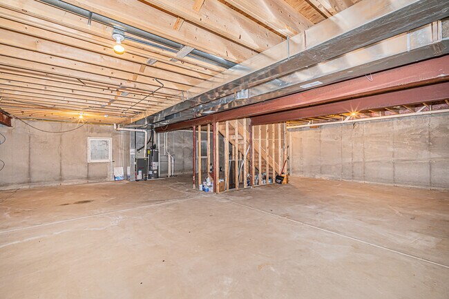 Building Photo - 361 S Elm St