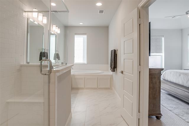 Building Photo - 6334 Oakbend Cir