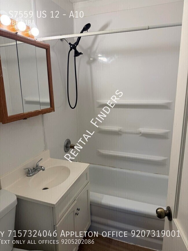 Building Photo - S7559 US-12