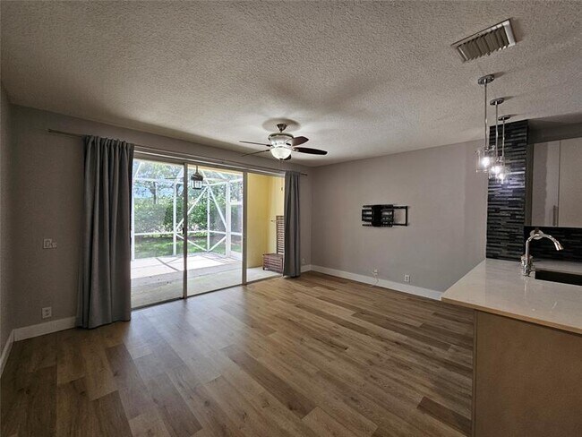 Building Photo - 9749 Porta Leona Ln