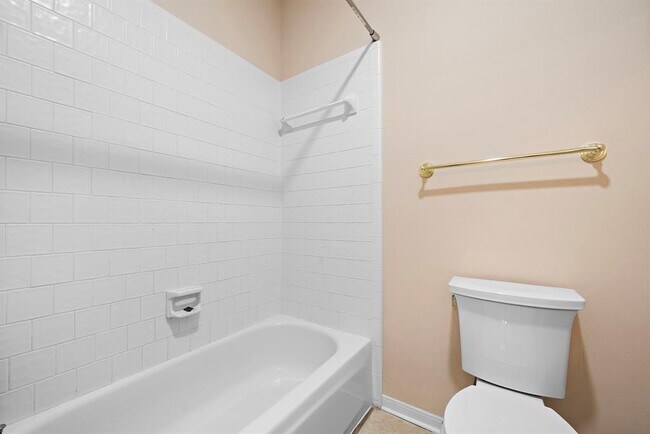 Building Photo - 7319 Emerald Glen Dr