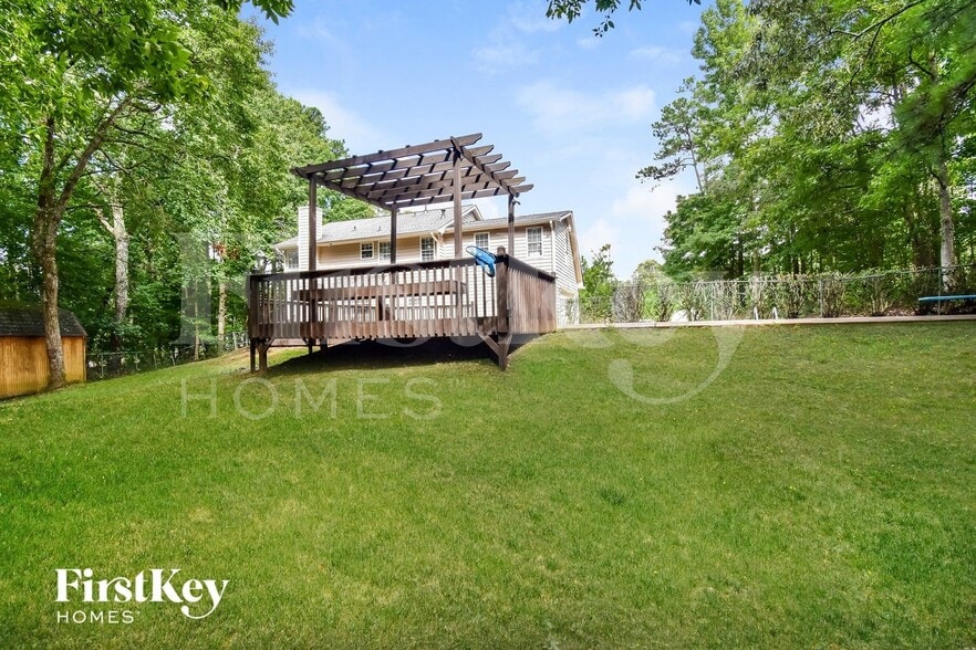 Building Photo - 5785 Shoal Creek Dr