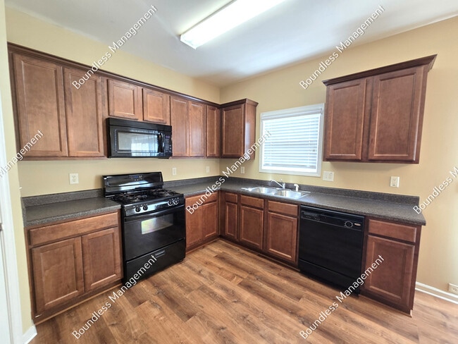 Building Photo - 1722 Coleville Oak Ln