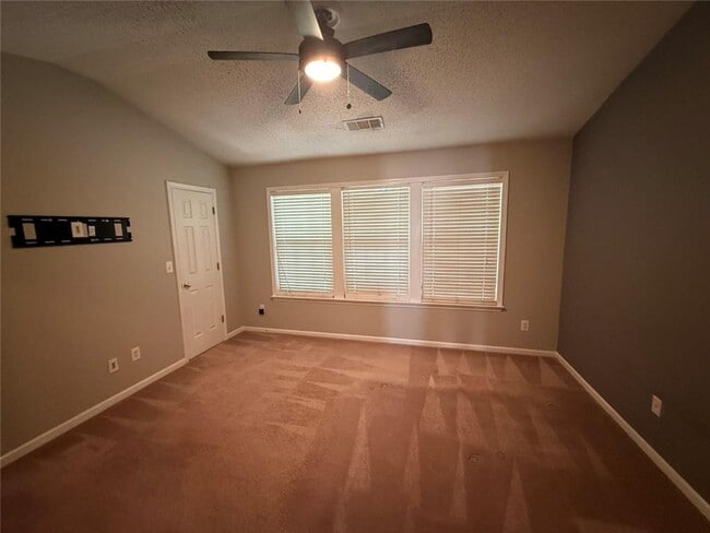 Building Photo - 4645 Valais Ct