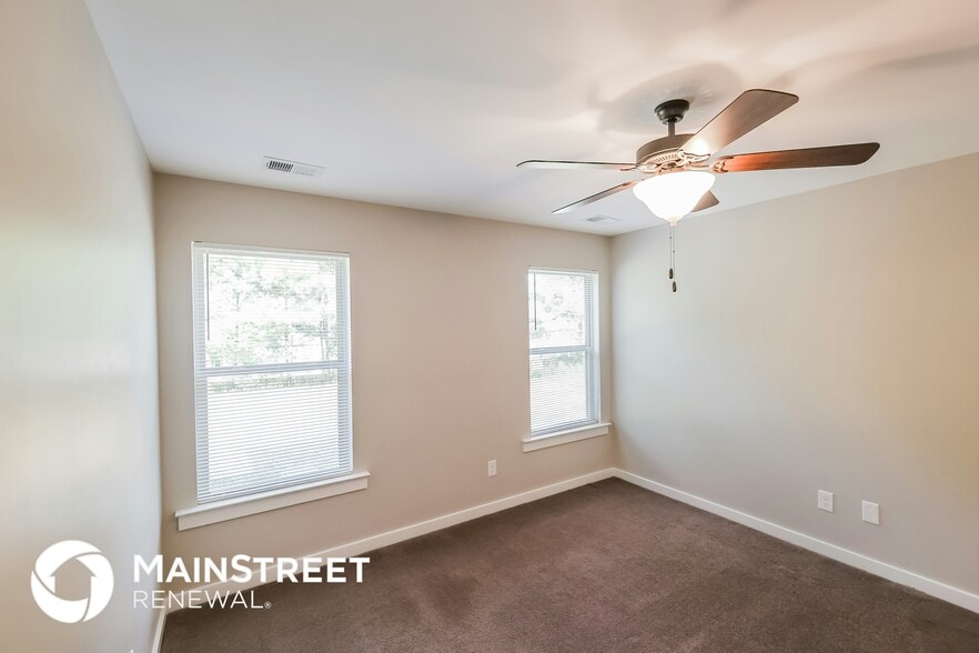 Building Photo - 587 Kincaid Cove Ln