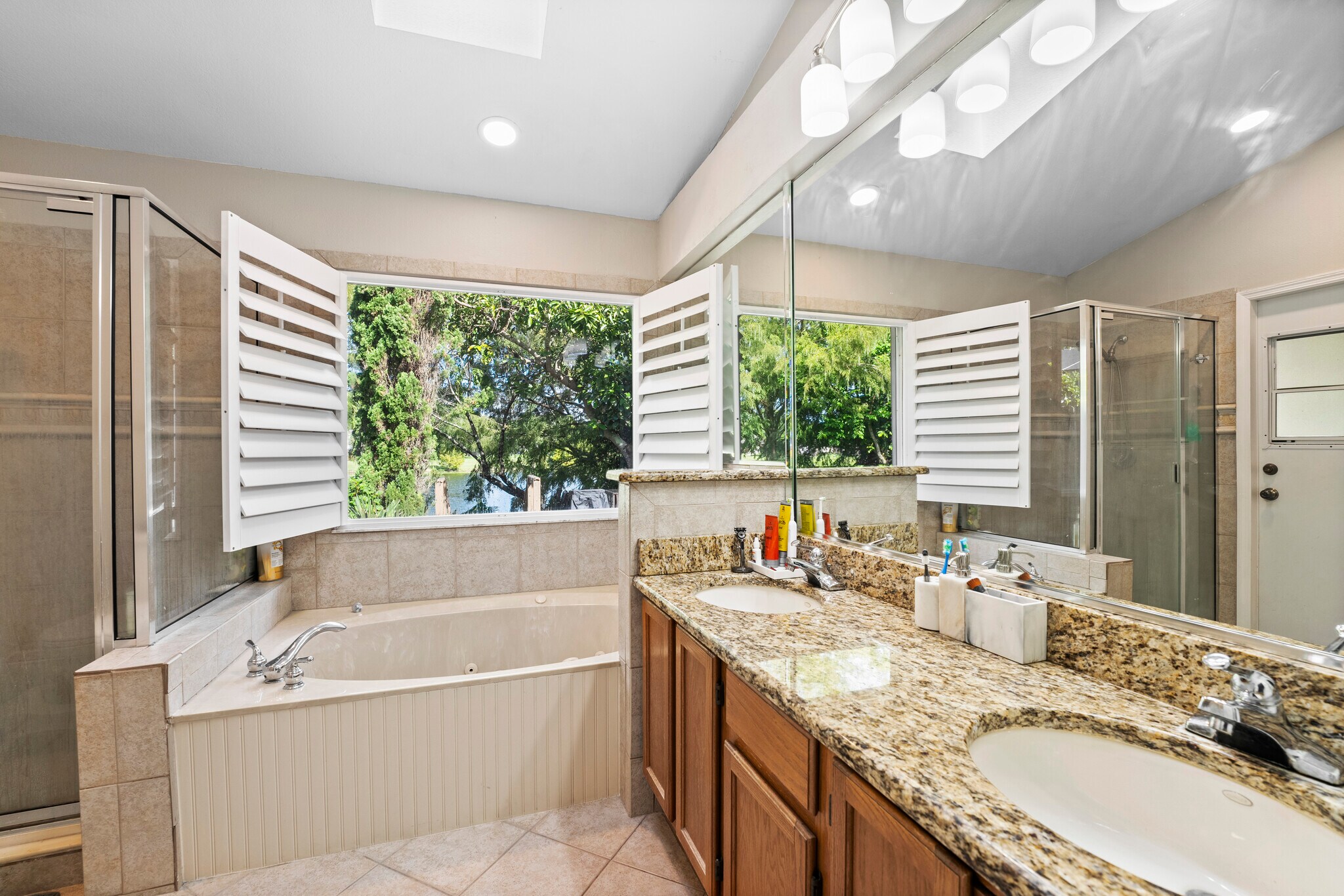 Building Photo - 3220 Tall Timber Dr