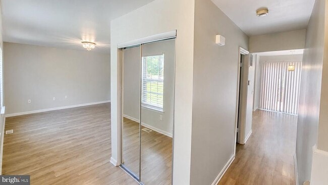 Building Photo - 4105 Farmer Pl