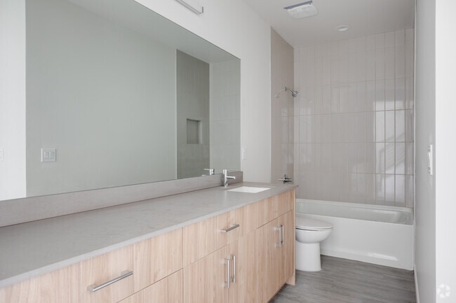 2BR, 2BA - 1,318SF - Arcadia Views