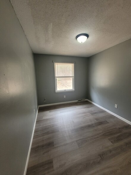 Bedroom 2 - 2207 Weathered Rock Rd