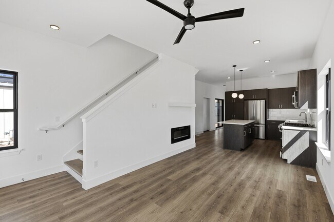 Building Photo - 112 Tavi Trl