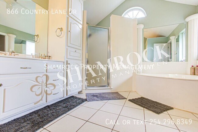 Building Photo - Meadowland Estates