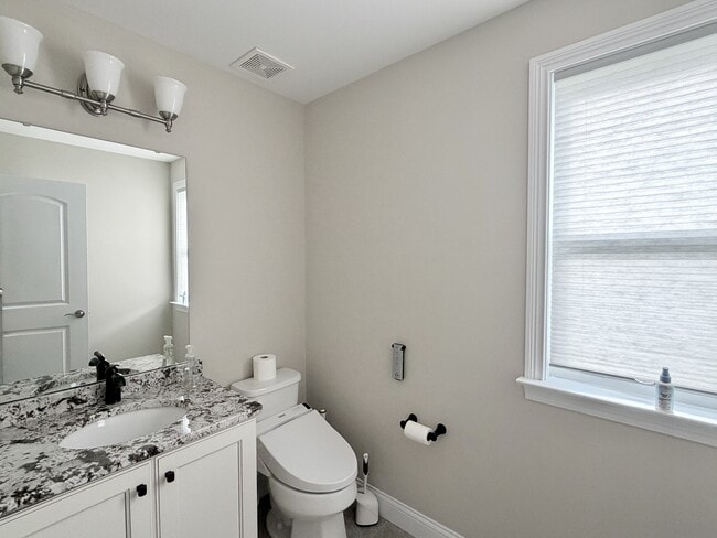 Building Photo - 3137 Broadstone Dr