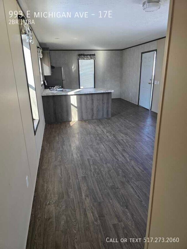 Building Photo - 993 E Michigan Ave