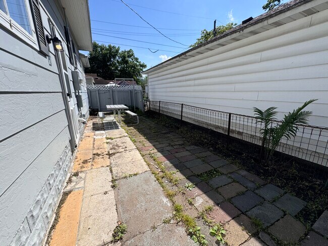 Backyard - 313 Chestnut St
