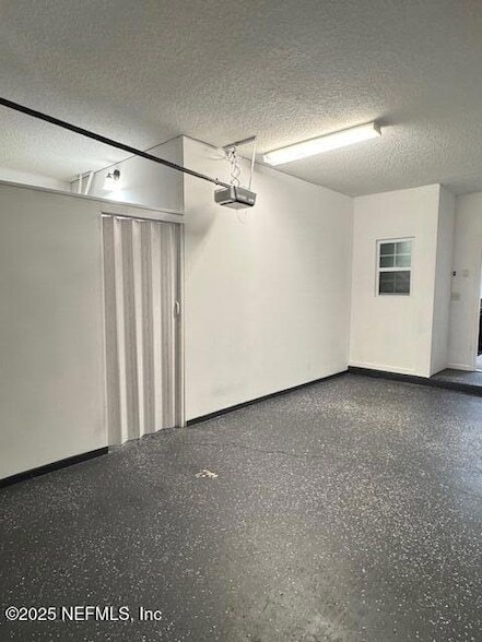 Building Photo - 9480 Grand Falls Dr