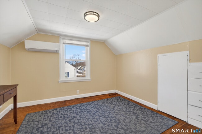 Building Photo - 122 Shawmut Ave