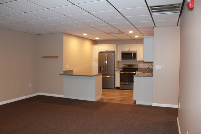 Building Photo - 255 Rte 80