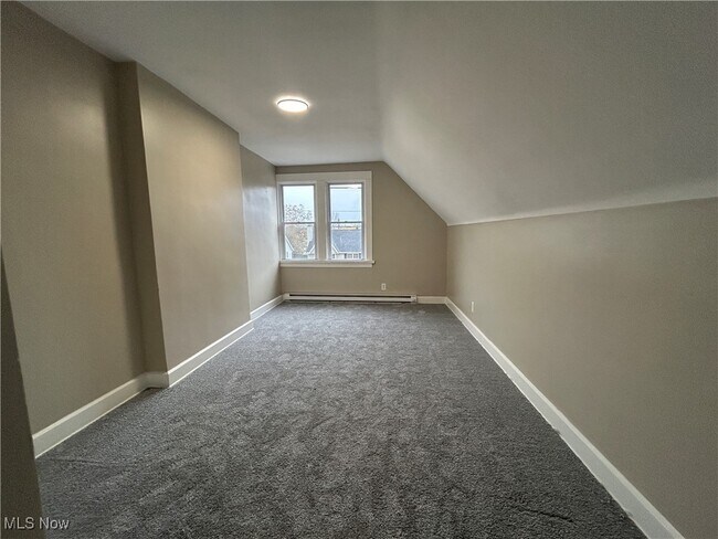 Building Photo - 7417 Linwood Ave