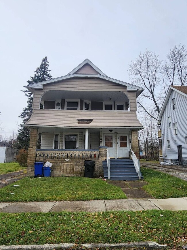 Building Photo - 3386 E 145th St