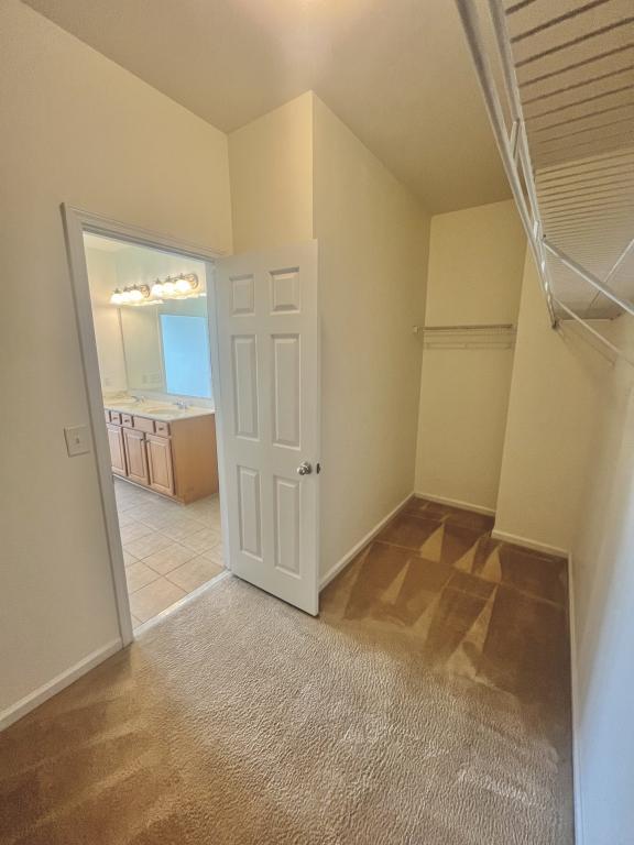 Building Photo - 425 Tiburon Dr