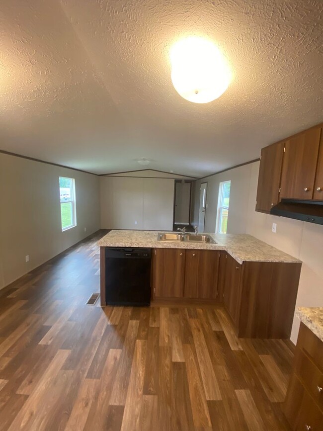 Building Photo - 2/2 in Cleveland County - New