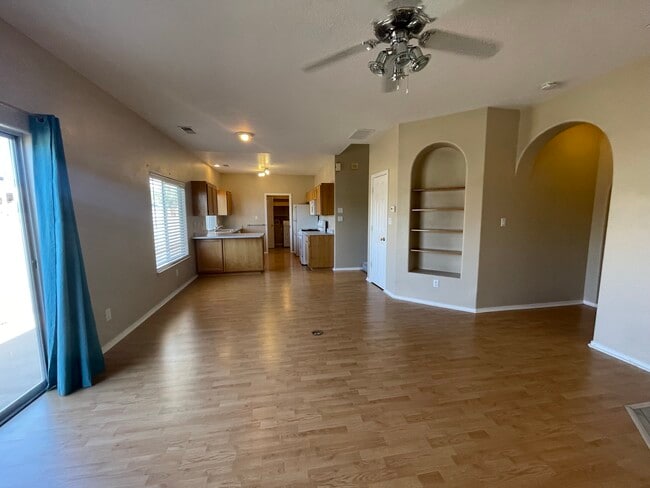 Building Photo - 7243 Natalie Janae Ln NE
