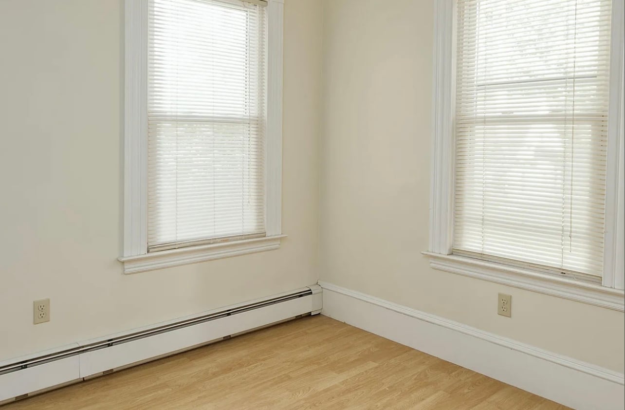 Building Photo - 110 Graham St