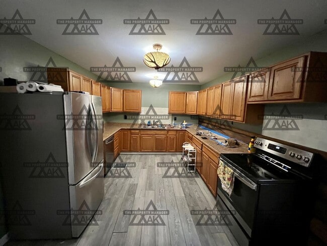 Building Photo - 2 Bedrooms plus an office / Pet friendly /...