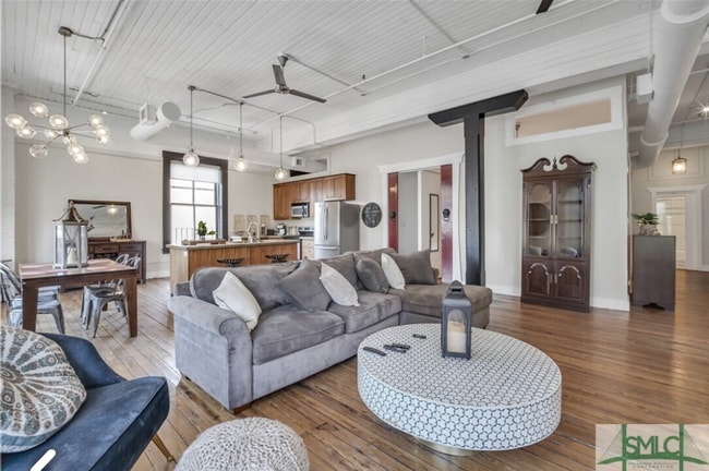 Building Photo - 2 BED | 2 BATH | DOWNTOWN CONDO