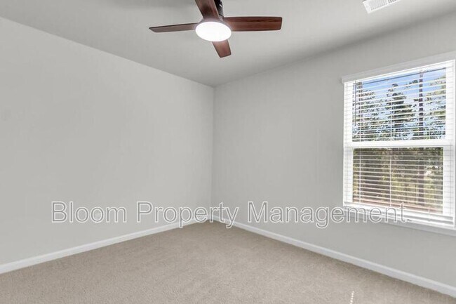 Building Photo - 411 Broad Elm Wy