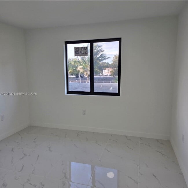 Building Photo - 2729 NW 44th St