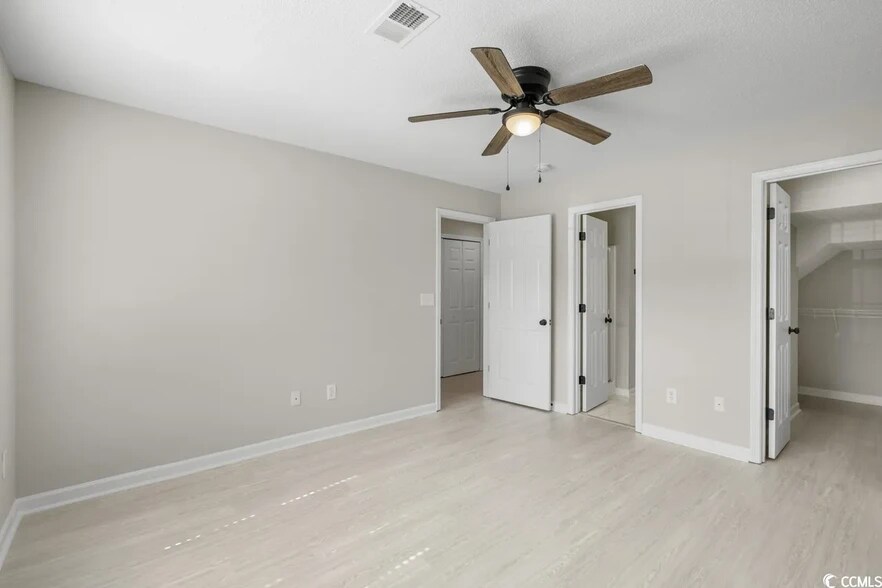 Building Photo - 753 Wilshire Ln