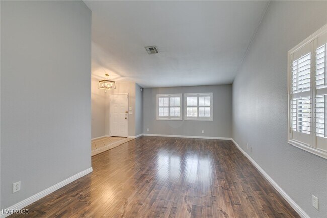 Building Photo - 362 Umbria Way