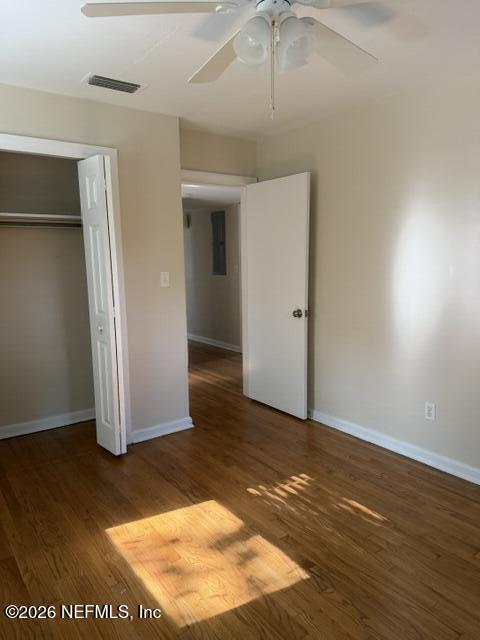 Building Photo - 2404 Red Oak Dr