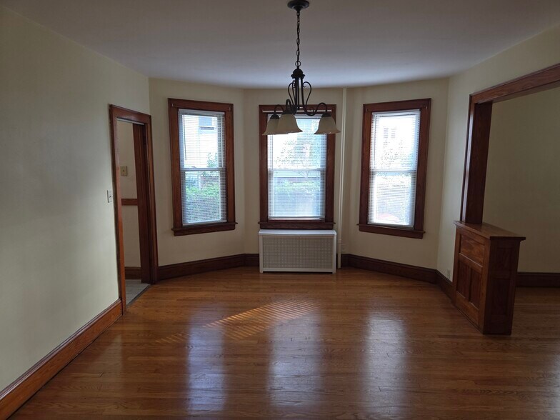 Primary Photo - 178 Spring St
