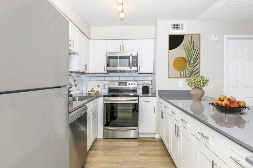 Interior Photo - Cove on 44th Apartments
